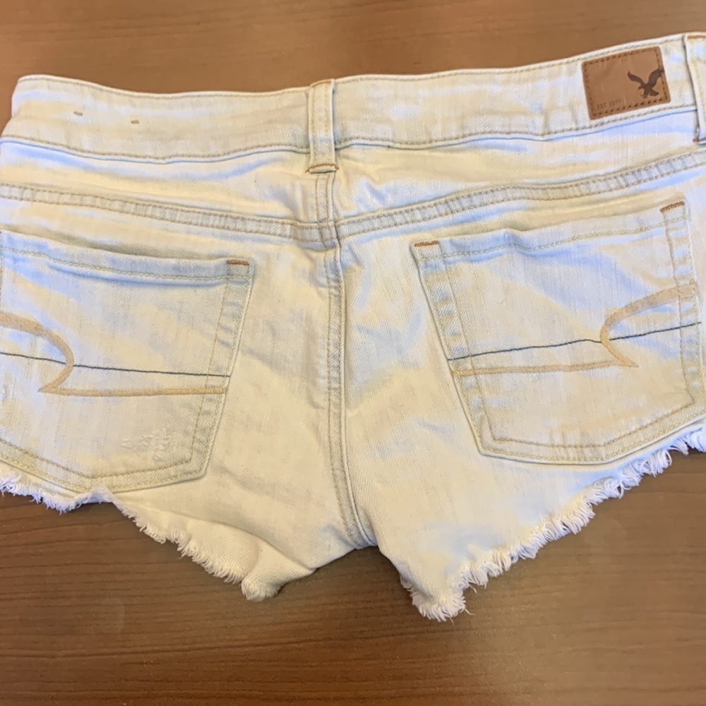 AEO Light Wash Jean Short with Crochet Side Detail - Picture 7 of 14